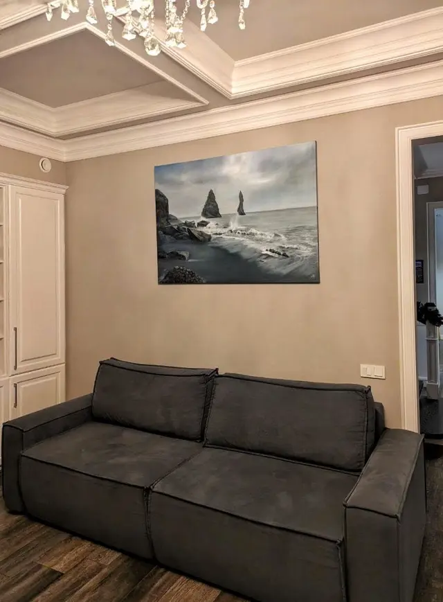 Акриловая картина в интерьере