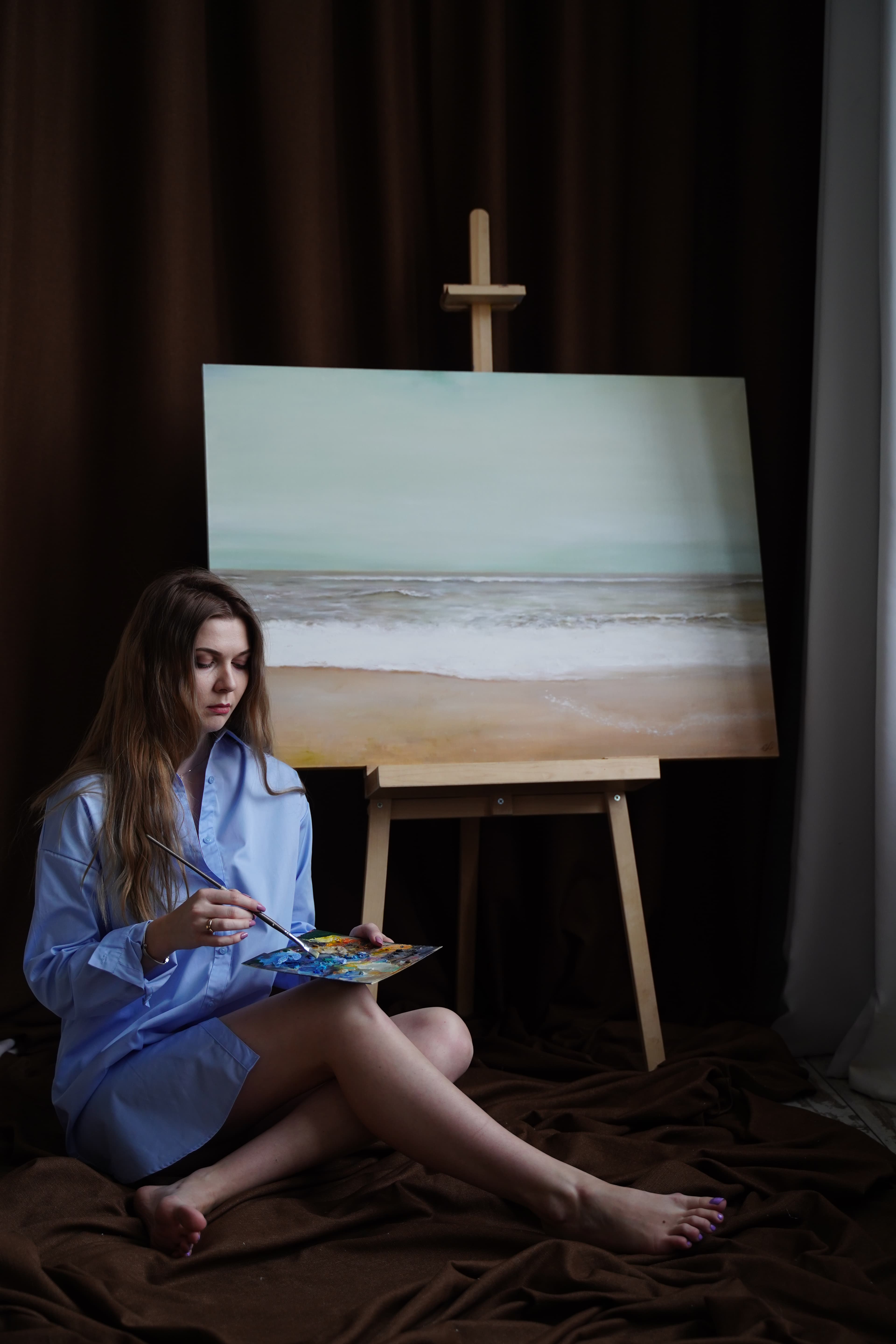 Картина, встроенная в интерьер